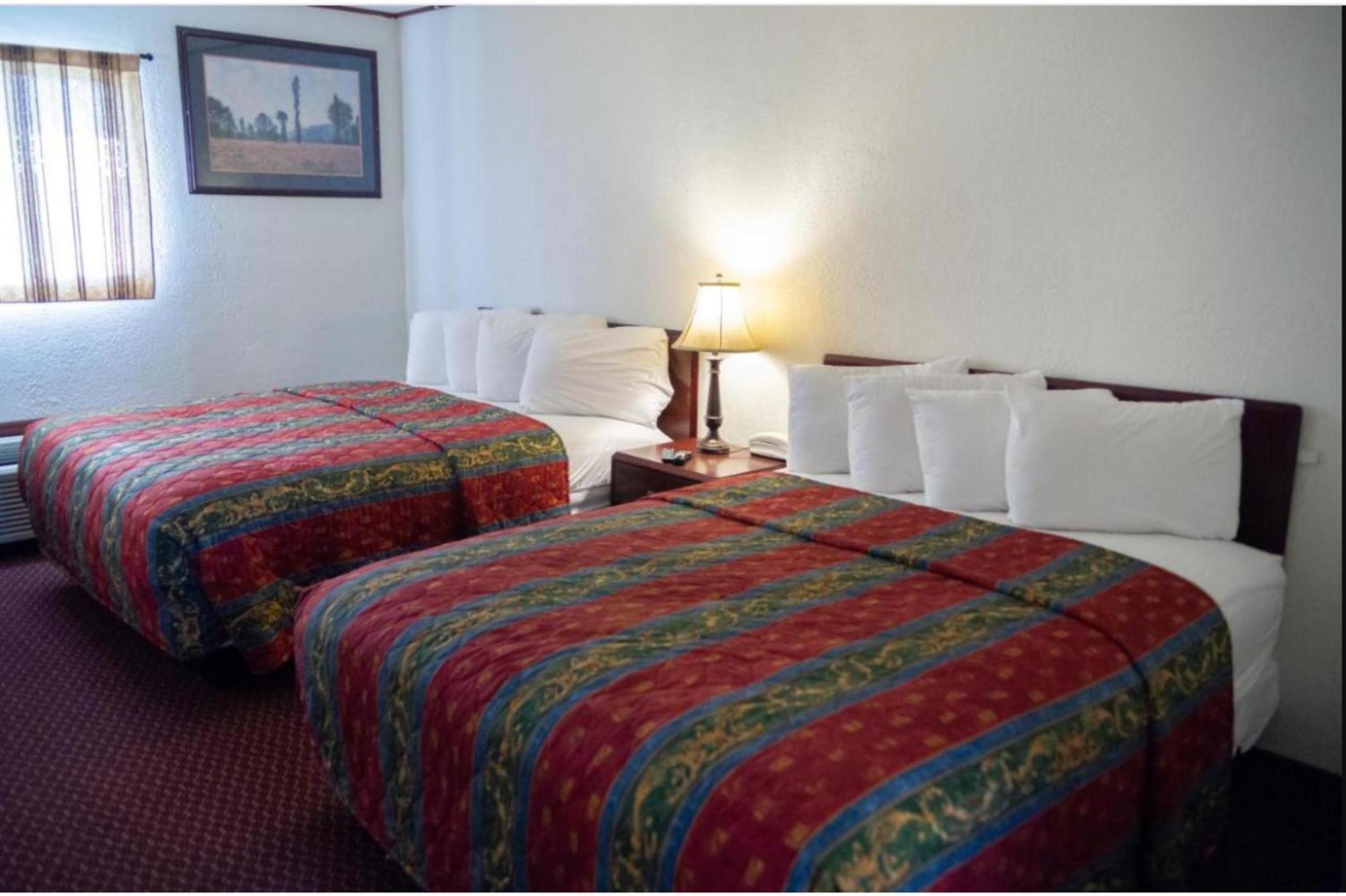 Marshall Lodge By Oyo Hwy 65 מראה חיצוני תמונה